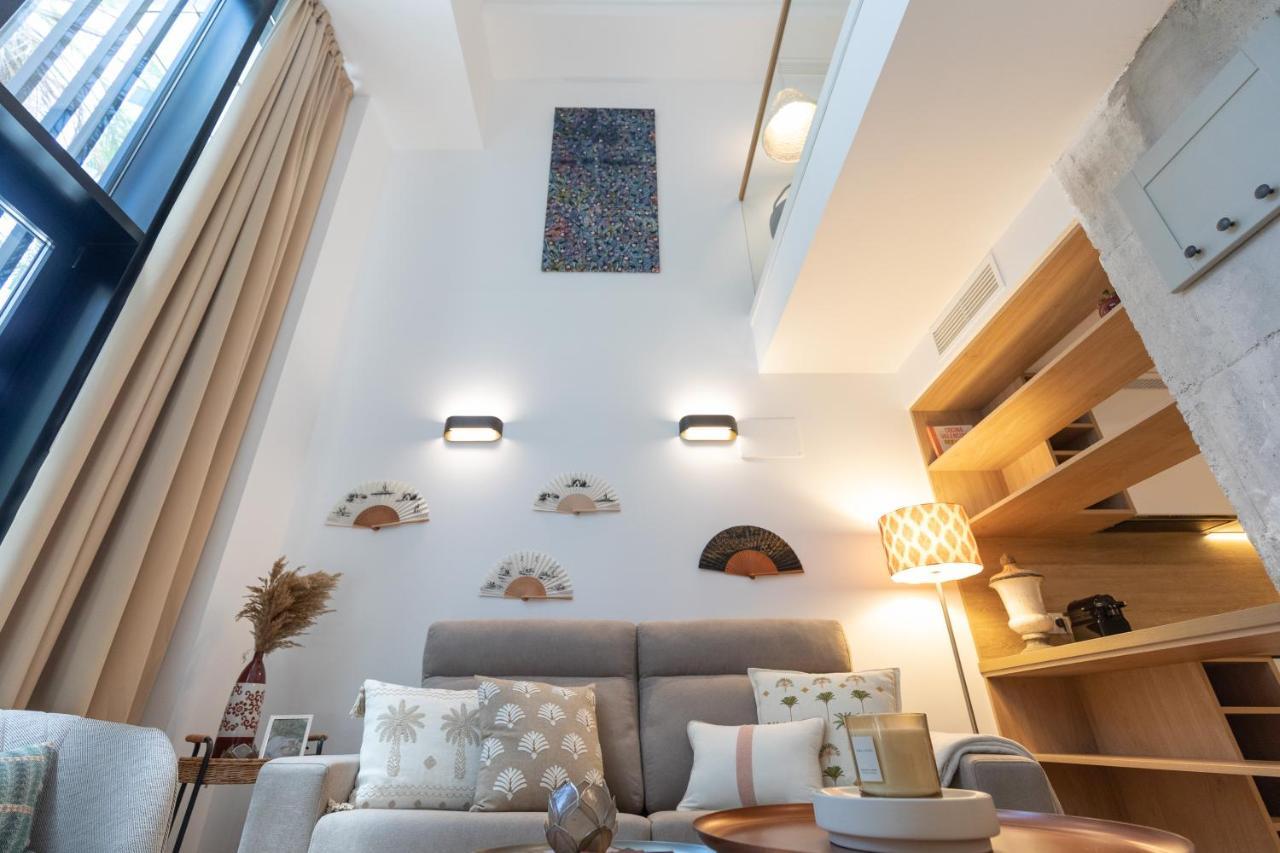 Apartup Opera Loft Love Valencia Eksteriør billede